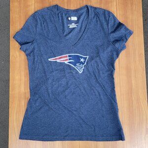 NFL Team Apparel Patriots NFL Football Heather Blue V-Neck Short Sleeve Tee - L